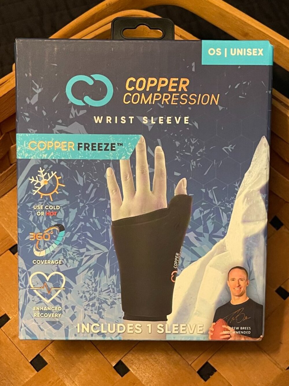 Copper Compression Wrist Sleeve Unisex OS Black NWT Hot/Cold